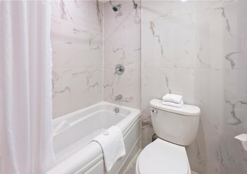 Bond Place Hotel image 13