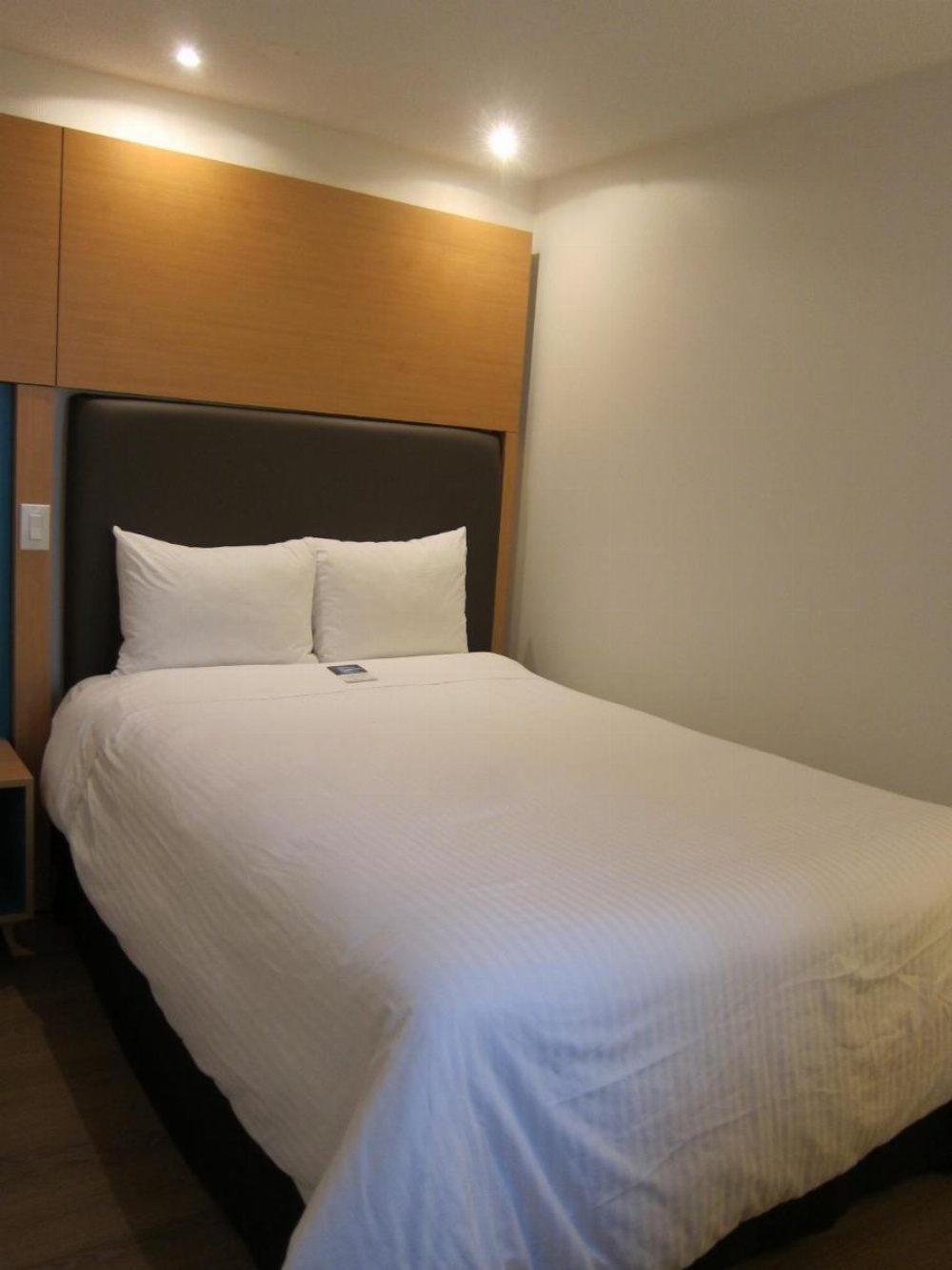 Bond Place Hotel Image 30